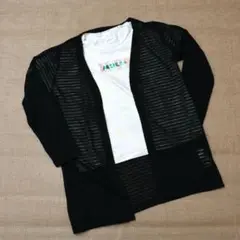黒カーディガンとまだら模様白Tシャツセット