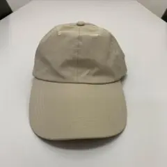 ベージュ シンプルキャップ