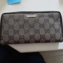 GUCCI長財布