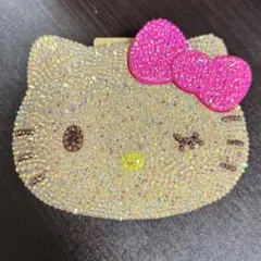 日焼けキティつけまつげケース