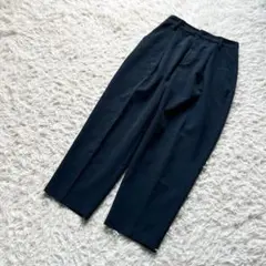 【ジーユー】テーパードパンツ　M ネイビー　タック入り　無地　M 春夏　薄手