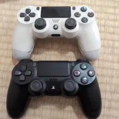 ※ジャンク※PS4 コントローラー ホワイト ブラック セット