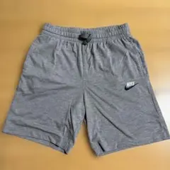 Nike グレー ハーフパンツ L 150cm〜160cm