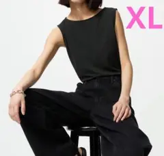 ユニクロ　クレープジャージーボートネックTノースリーブ　ブラック　XL