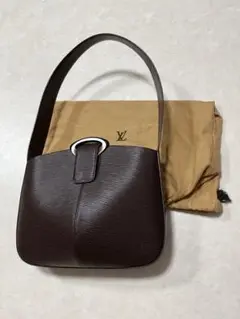 美品 レヴリ ショルダー