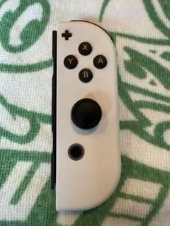 任天堂Switch 純正　ジョイコン　ホワイト　右