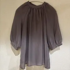 グレー 五分袖トップス