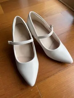 美品⭐︎GLACIER パンプス オフホワイト