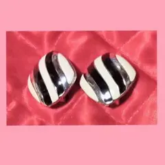 Item thumbnail for item 37b8684e-803e-4fa9-b0ed-b7a755b3e731