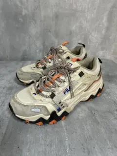 FILA フィラ　OAKMONT TR スニーカー　24 レディース