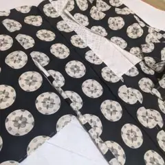 羽織 黒地花模様