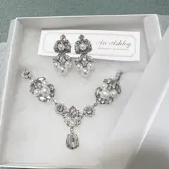 ⭐︎特別値下げ⭐︎An ashley レユシット2 ピアス&ネックレス