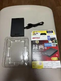 ③BUFFALO ポータブル外付けハードディスク HD-PCG1.0U3-BBA