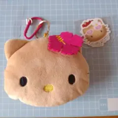 sweet8月号付録　日焼けキティ　ぬいぐるみポーチ&ステッカー