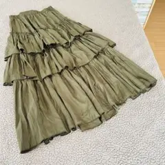 新品タグ付き美品★ロングスカート★カーキー【L】ティアード　総ゴム　艶感ギャザー