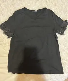 ZARA Tシャツ フラワー　ビジュー　ブラック
