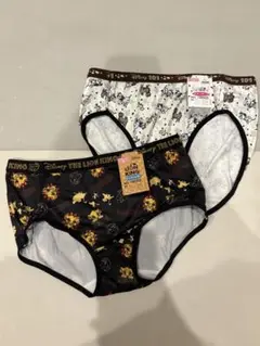 新品ディズニーショーツ 2枚セット　Mサイズ