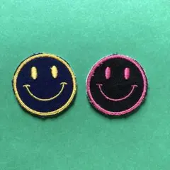 ニコちゃん　スマイル　ワッペン　2P