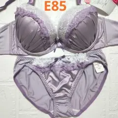 Item thumbnail for item fde4633e-8ae0-4c63-9f6c-7d6d42c09e4e