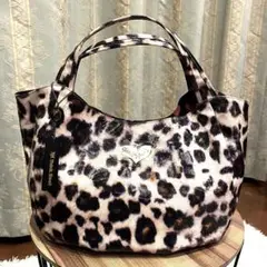✨新品✨Think Bee! シンクビー トートバッグ ヒョウ柄 ジャストハート