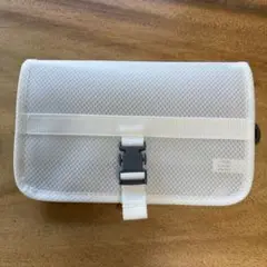 無印良品　EVA 吊るせるケース