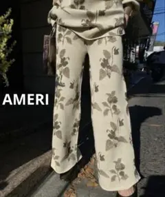 AMERIVINTAGE ラメ入り花柄ニットパンツ
