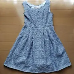オンワード樫山　ONWARD　フェルゥ　Feroux 刺繍ノースリーブワンピース