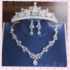 ウエディング ティアラ ネックレス ピアス 結婚式 ブライダル フォト