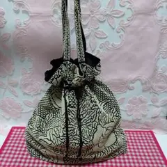 ★最終お値下げ★✨【美品】✨ビーズ手提げ・巾着・モノトーン✨24時間以内発送♪