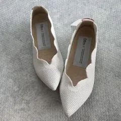 新品タグ付き‼️お得◎offenオッフェン✨スカラップパンプス フラット 37 白