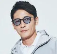 玉木 宏さん 愛用品に似ているサングラス(ブルー)【新品】