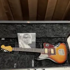 【ほぼ未使用】Fender KURT COBAIN JAGUAR カートコバーン Fender Kurt Cobain Jaguar 3-Color Sunburst｜平野楽器