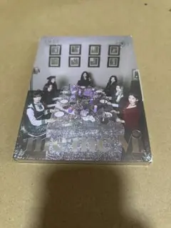 purple kiss memeM 新品未開封