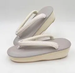 Item thumbnail for item f2637bc7-a2f2-4419-81f1-af15eb0a5429