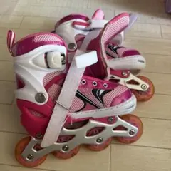 美品インライスケートヘルメット保護パットセット　ジュニア20cm~22cm