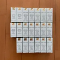 早い者勝ち❗️ESTEE LAUDER 美容液 7ml ×20 +ポーチ