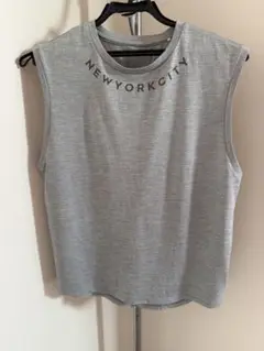 DANSKIN ダンスキン　 グレー ノースリーブ Tシャツ M