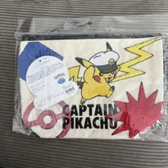 スリーコインズ　ポケモン　キャプテンピカチュウ ポーチ
