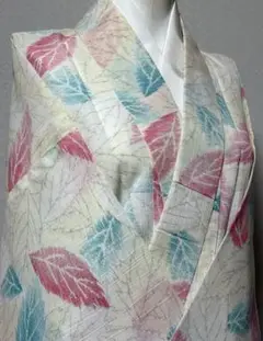 未使用品　和服　夏用　化繊　葉っぱ模様　小紋　早い者勝ち