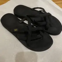 Teva サンダル　25センチ