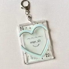 Item thumbnail for item c568a52c-27a0-451e-b8d1-c64cad1f71af