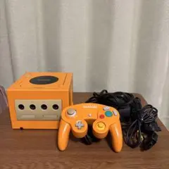 Nintendo ニンテンドーゲームキューブ　オレンジ　本体