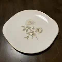（未使用)ロイヤルドルトン ヨークシャーローズYORKSHIREROSEプレート 未使用)ロイヤルドルトン ヨークシャーローズYORKSHIREROSE