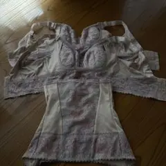 Item thumbnail for item 82929952-e207-46b1-a3dd-81d155bf1bea
