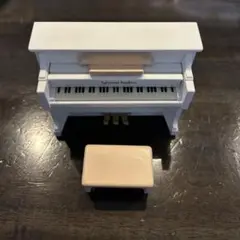シルバニアファミリー　ピアノ　イス
