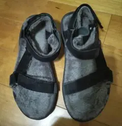 Teva ブラック スポーツサンダル