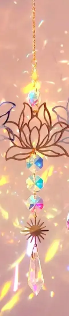 開運絵画　❀蓮サンキャッチャー❀