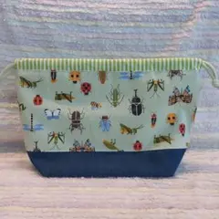 ✨SALE✨昆虫柄　ハンドメイド　お弁当袋✨