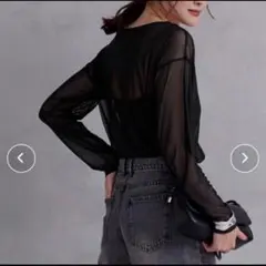 ユアーズ シアーボートネックプルオーバー