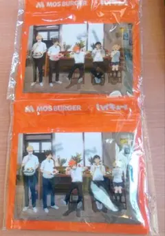 ハイキュー　モスバーガー　冷感タオル　ジップバッグ